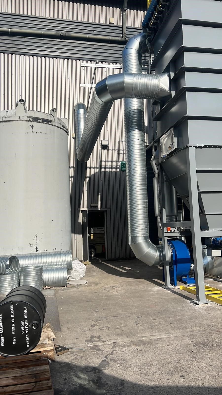 Powder mixing dust extraction for cement-based products, project photo 2