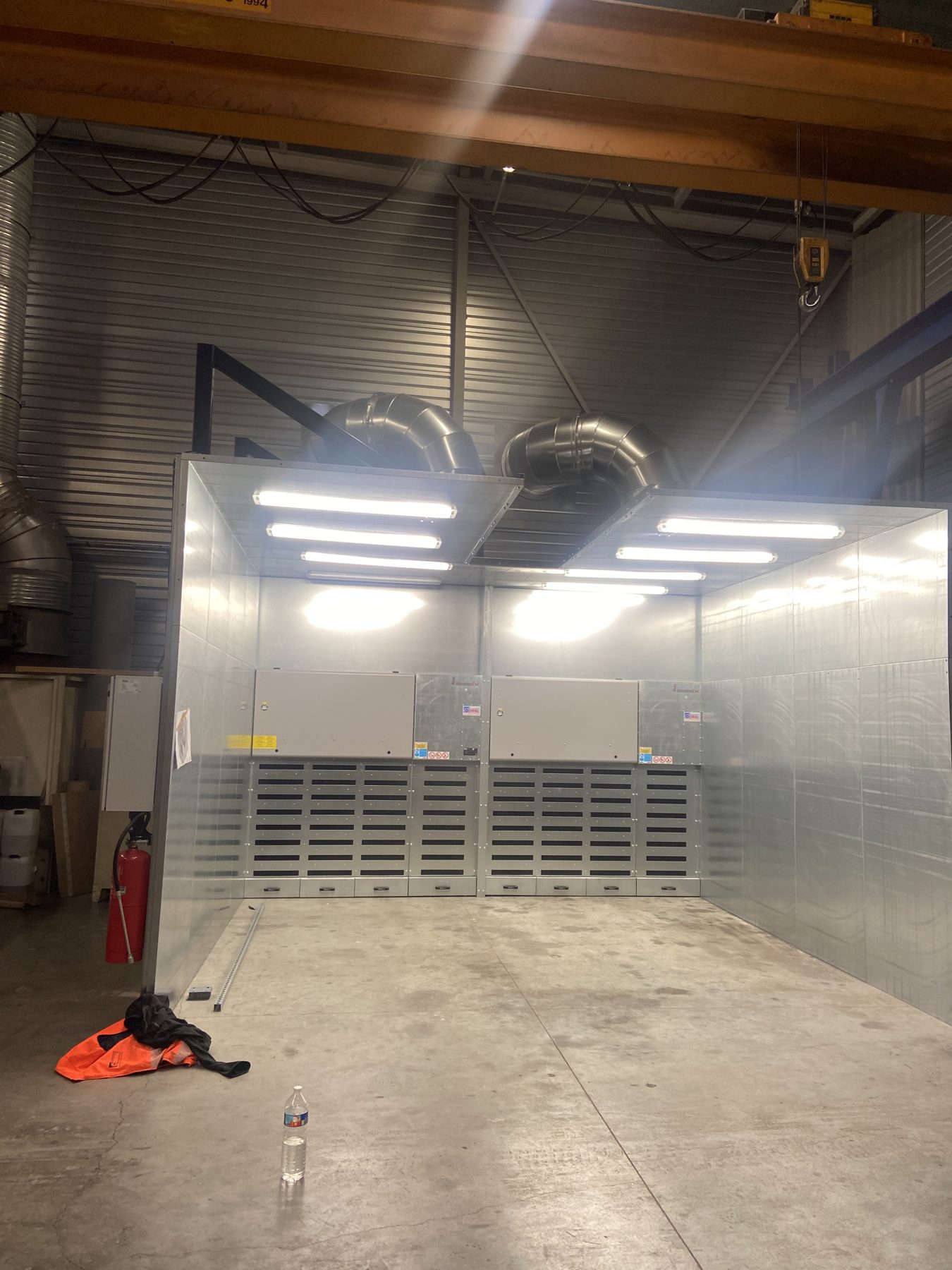 Grinding steel booth for a sigma Kneader Mixers manufacturer, project photo 2
