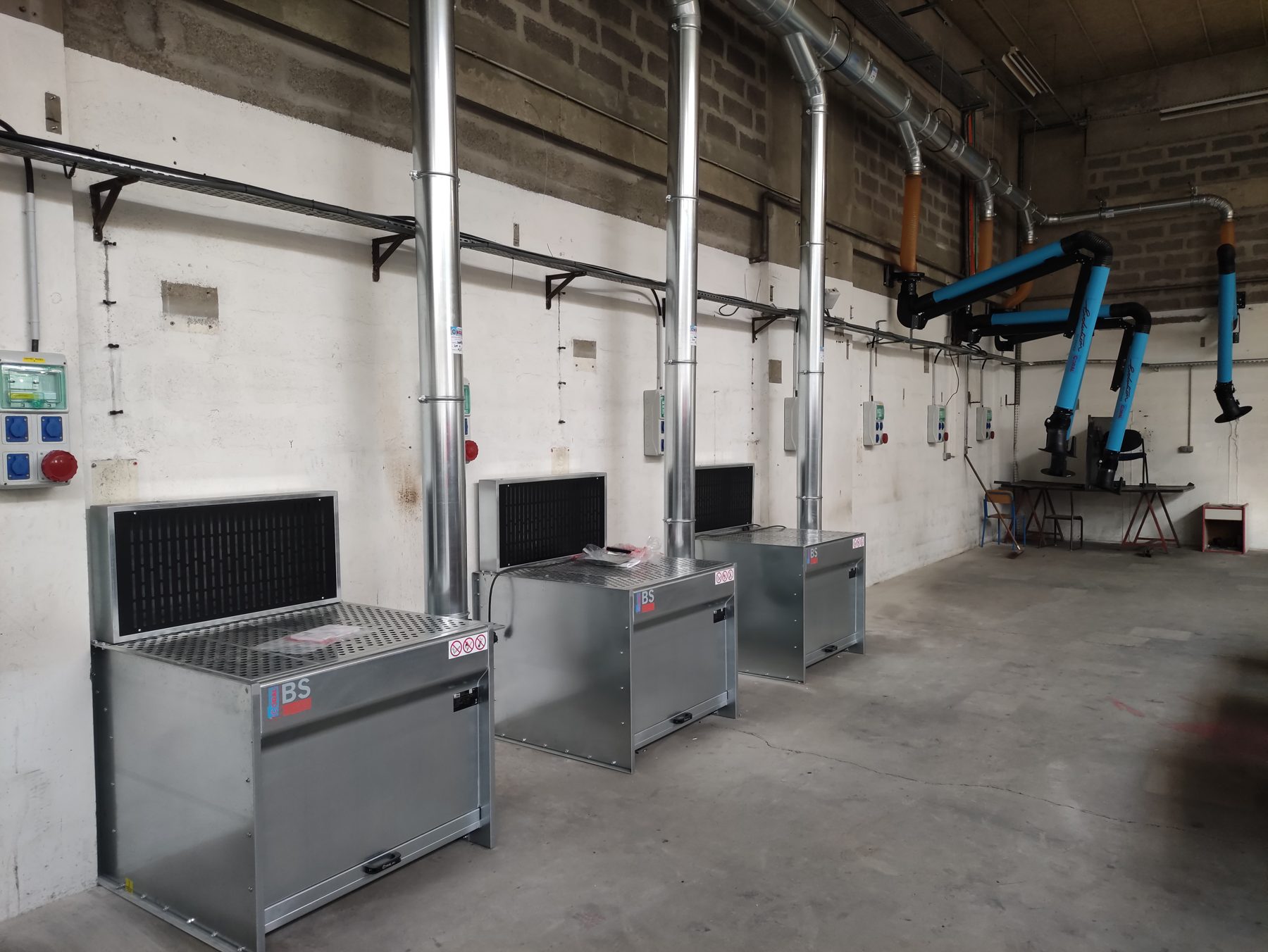 Centralised Extraction bench for a school workshop, project photo 2