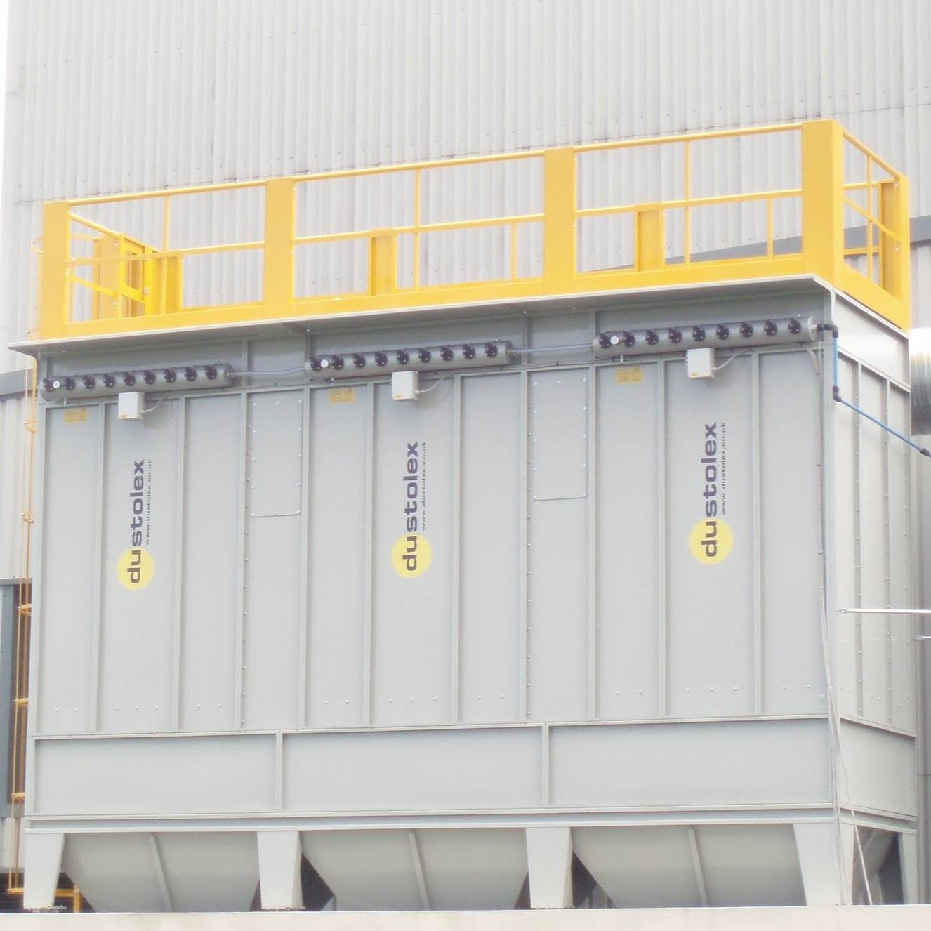 Dust extraction system for plastic application, project photo 3