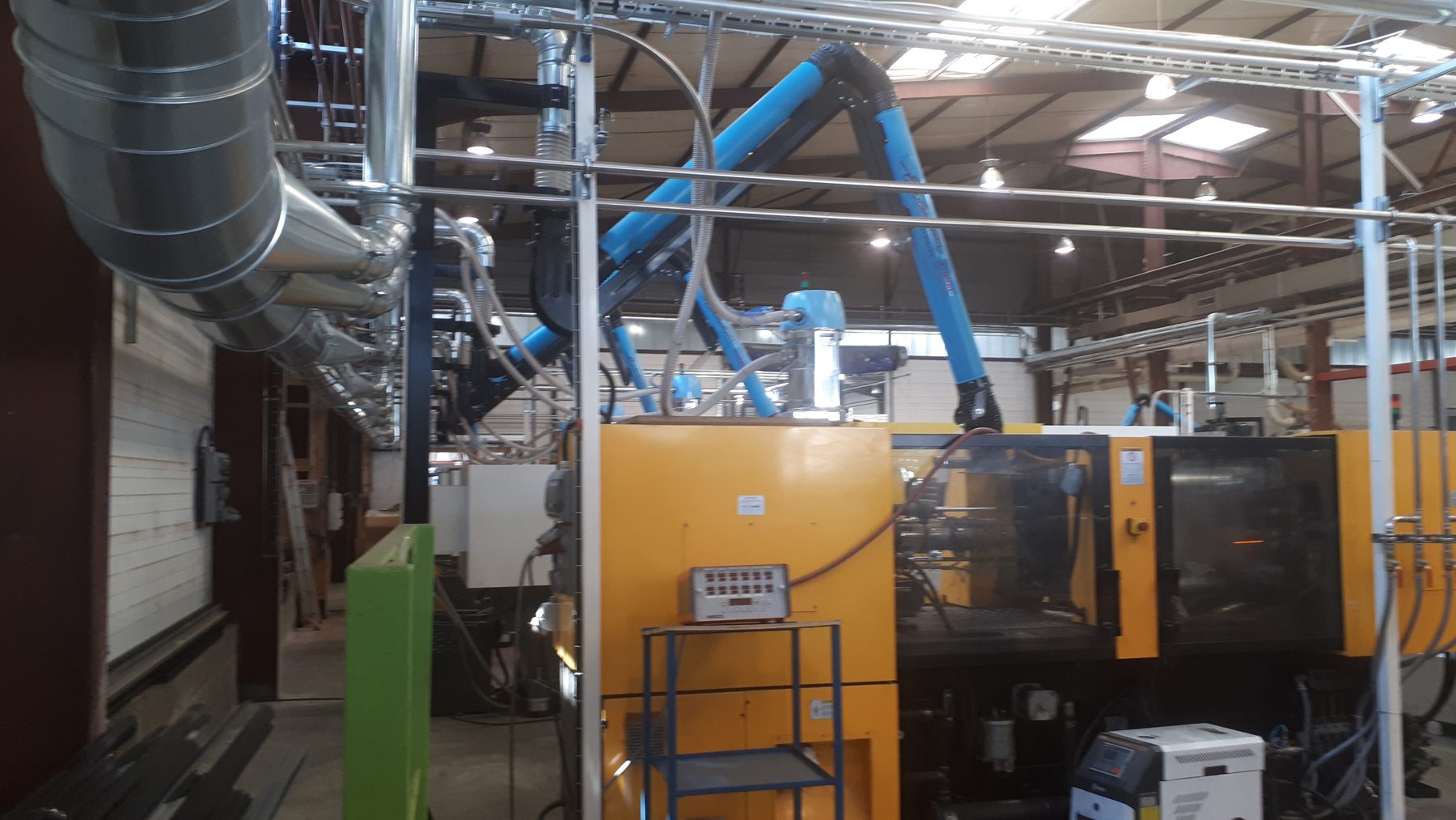 Arms for plastic press fumes, project photo 3