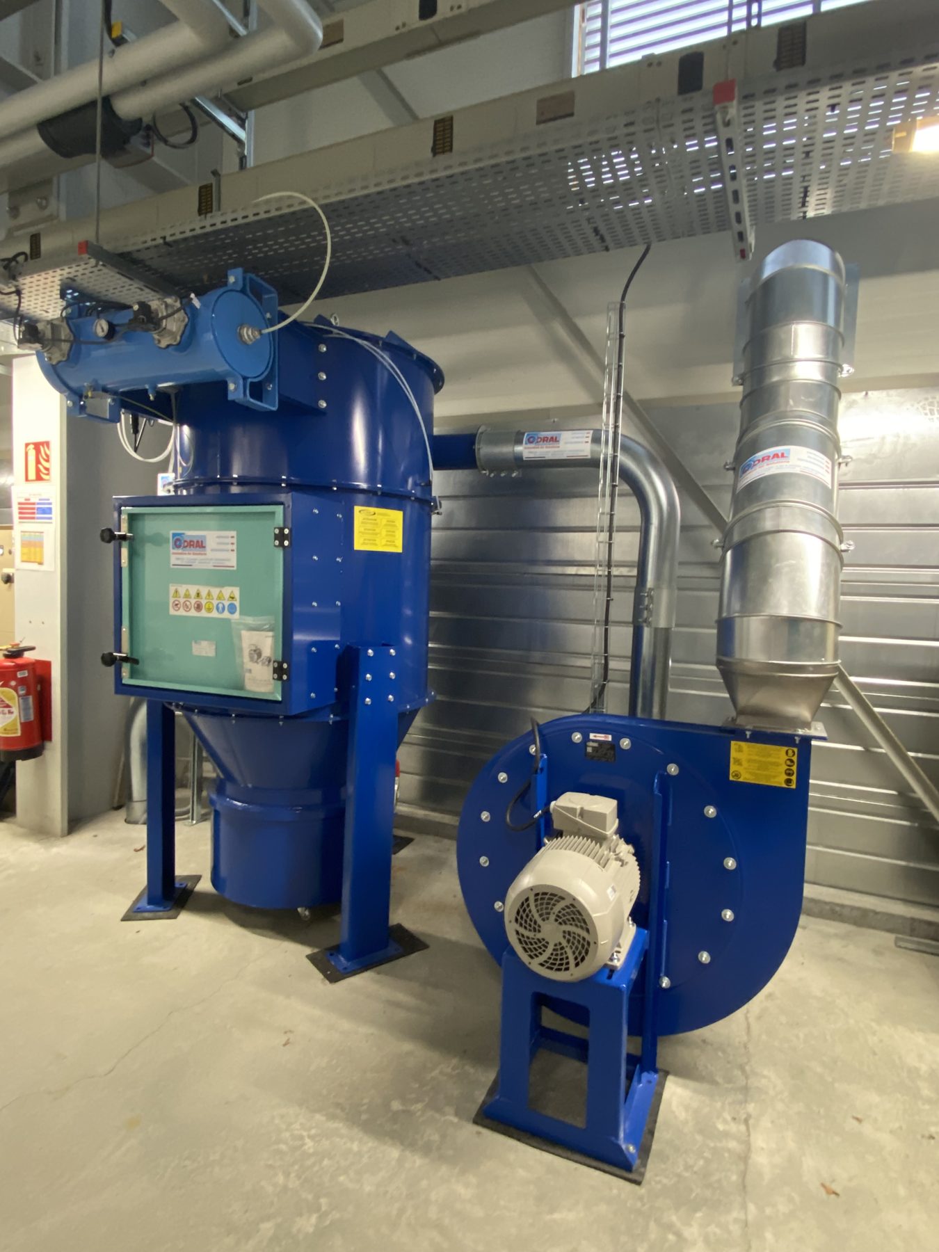 High vacuum extraction system for medical dust, project photo 3