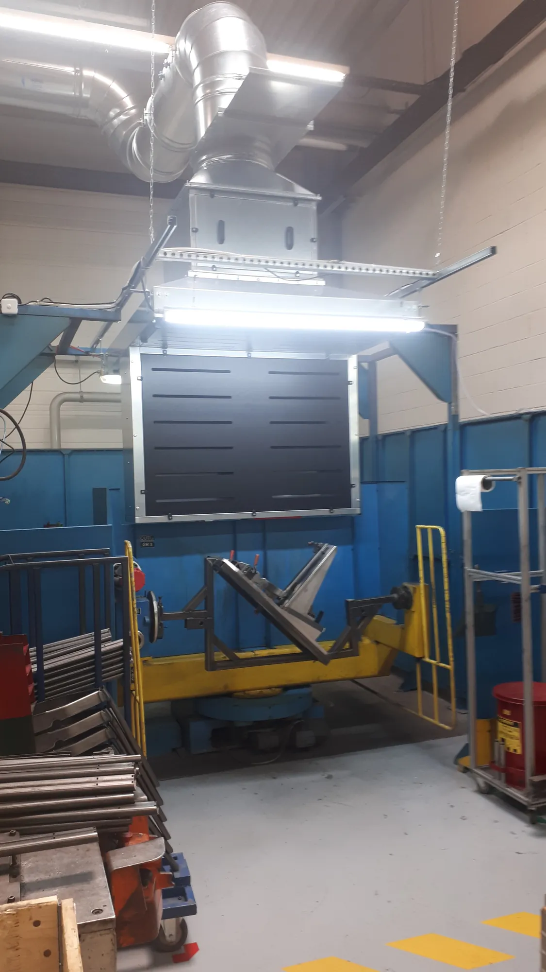 Office furniture welding & grinding, project photo 3