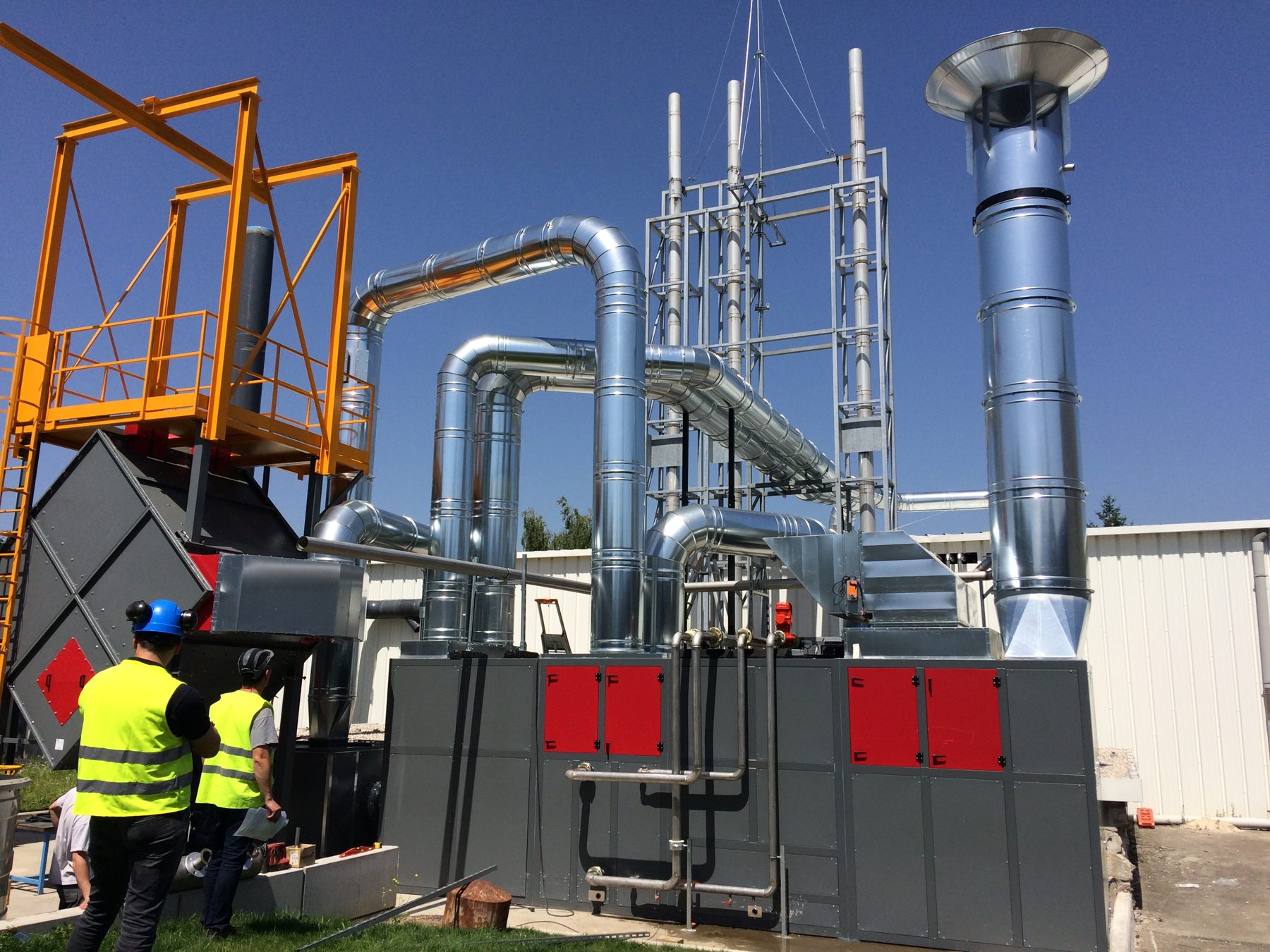 Centralised acid and voc extraction system for disassembly and decontamination of pumps, project photo 3