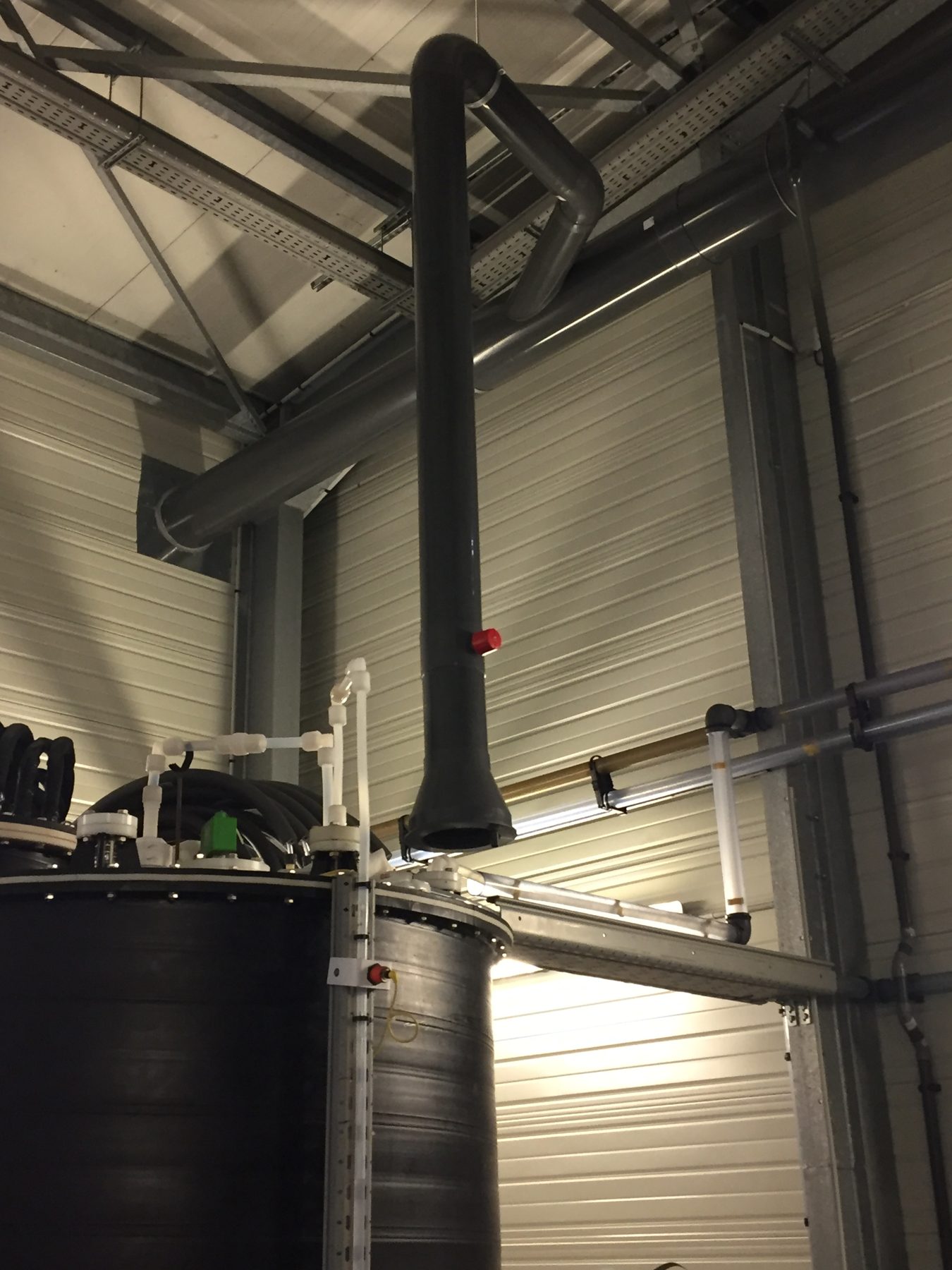 Acid extraction for corrosive vapours, project photo 3