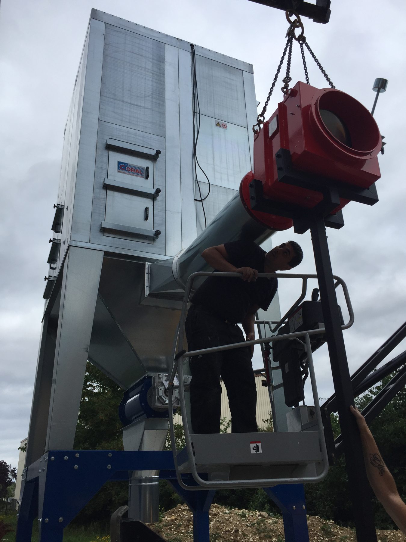 ATEX wood extraction for a stand manufacturer, project photo 3