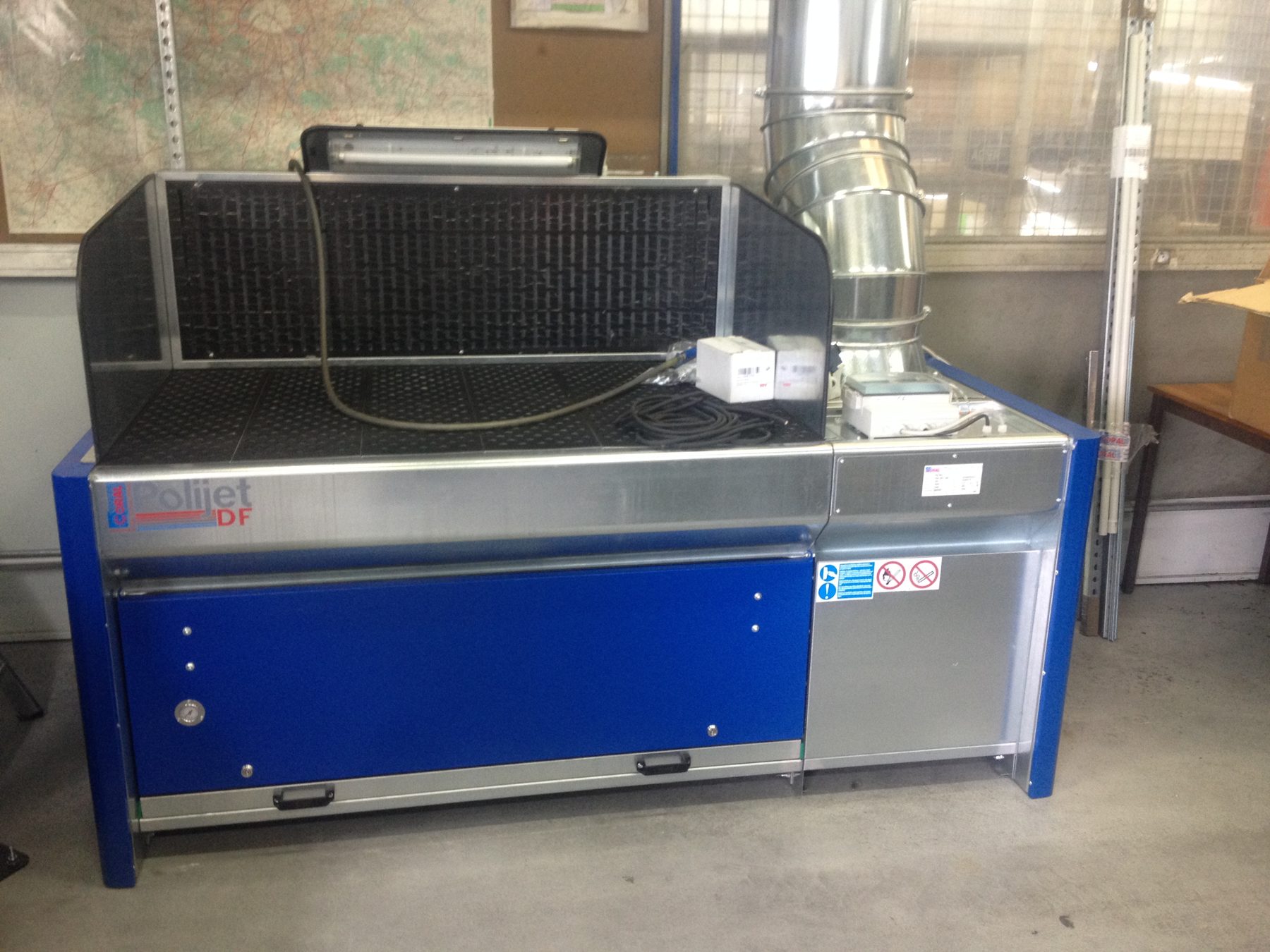 Extraction bench for a maintenance workshop, project photo 3