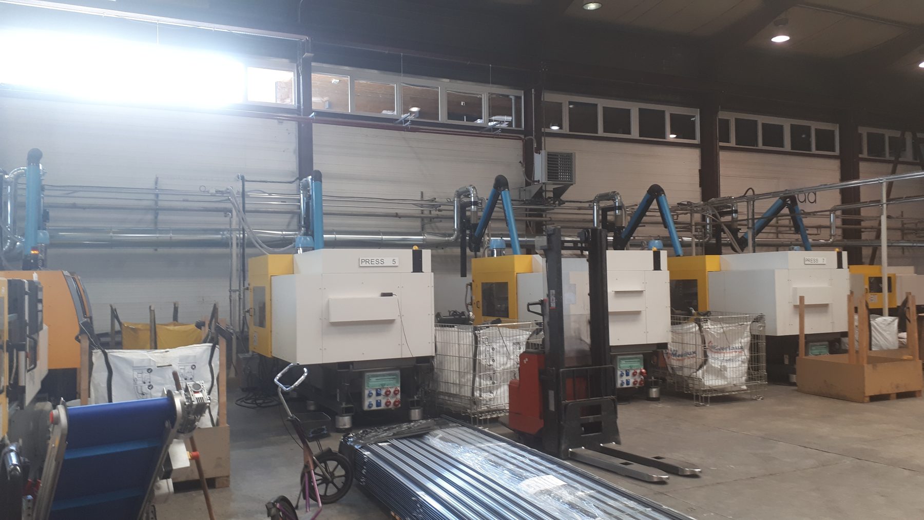 Arms for plastic press fumes, project photo 4
