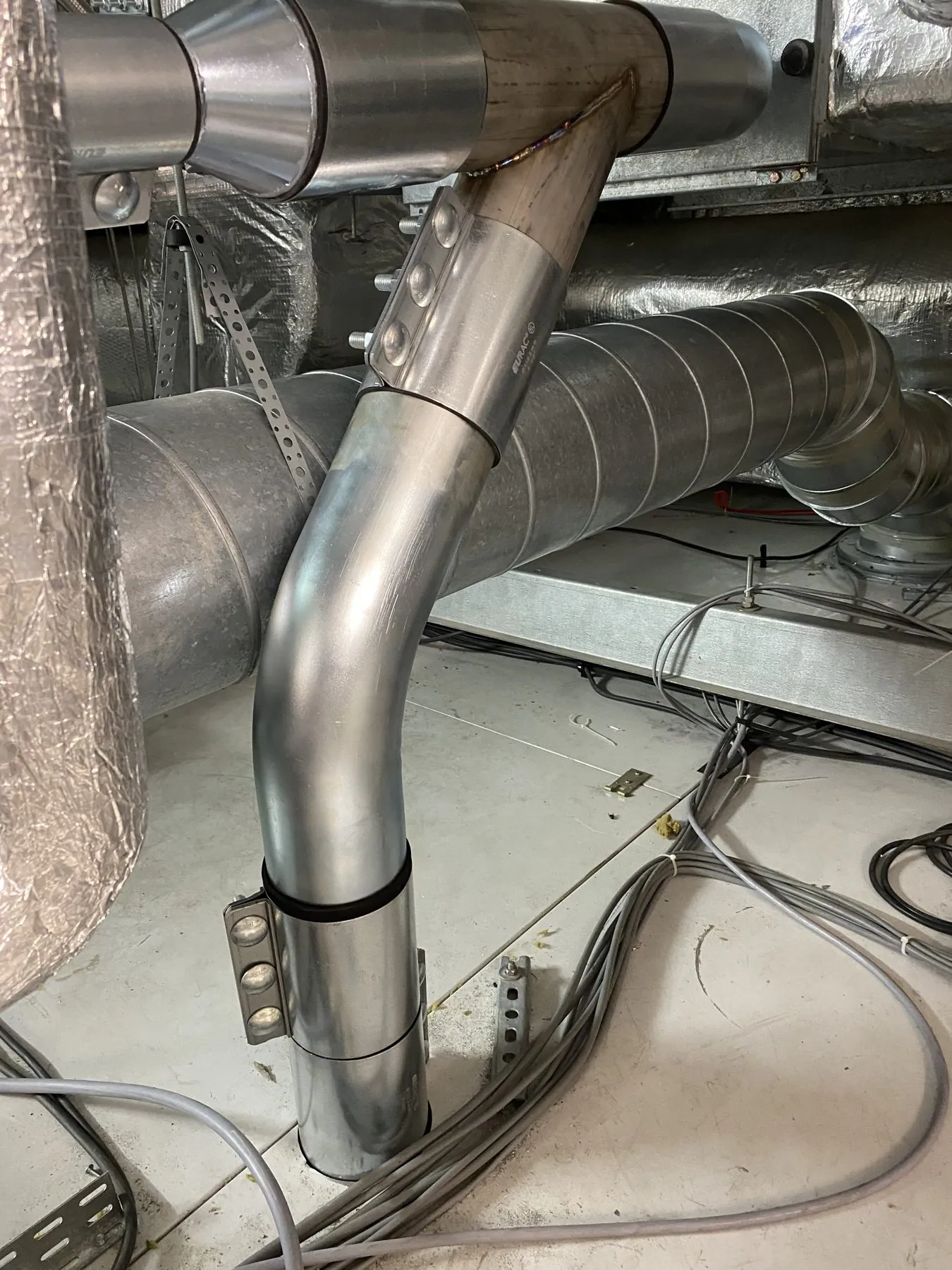 High vacuum extraction system for medical dust, project photo 4