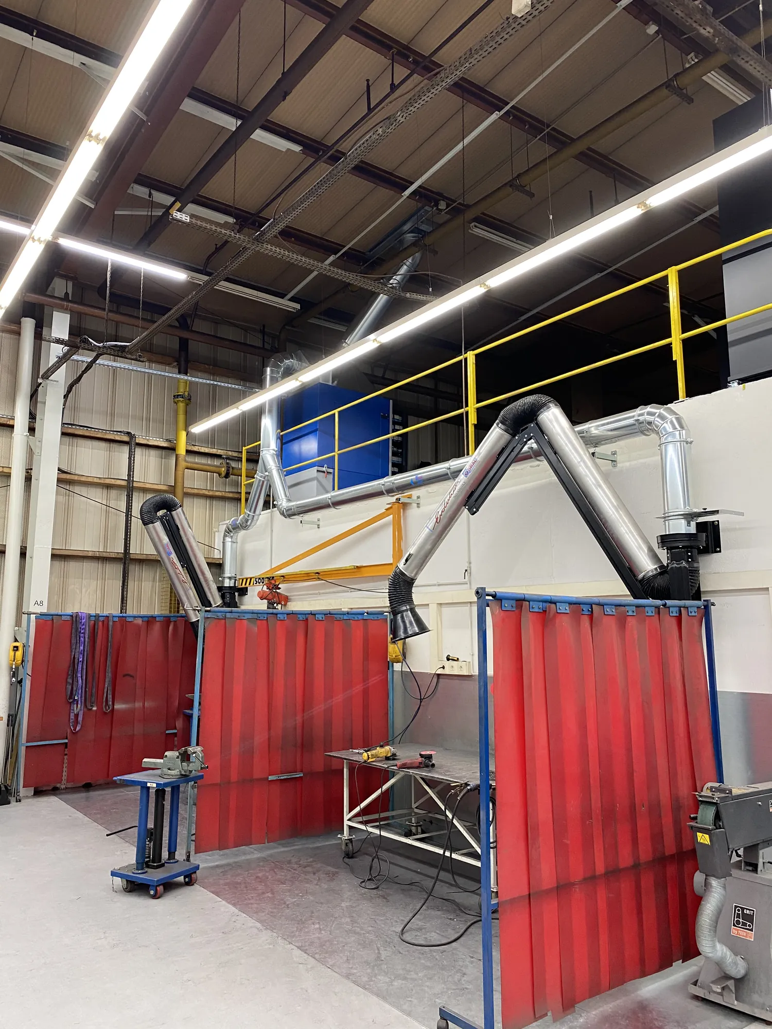 Office furniture welding & grinding, project photo 5