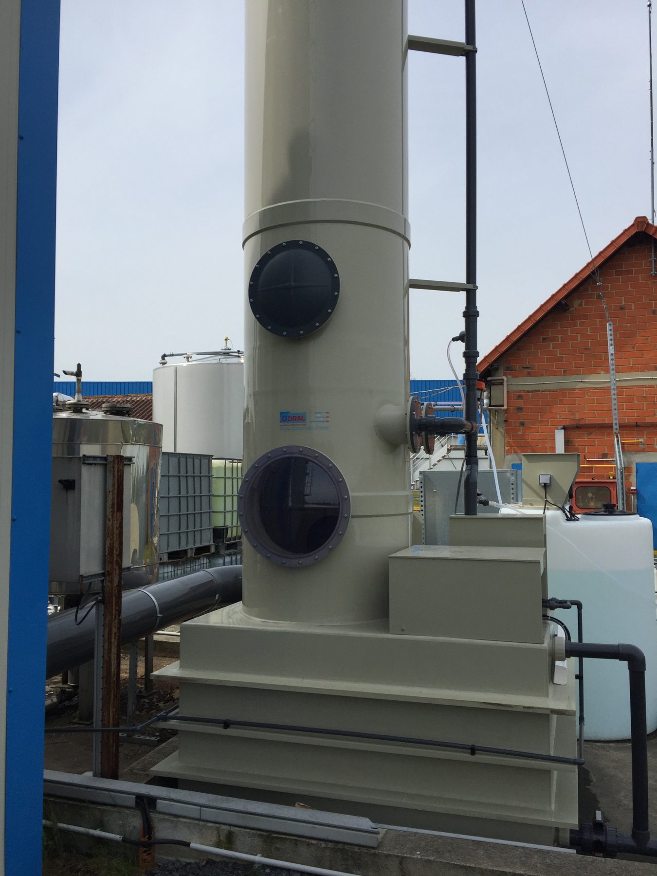 Acid extraction for corrosive vapours, project photo 5