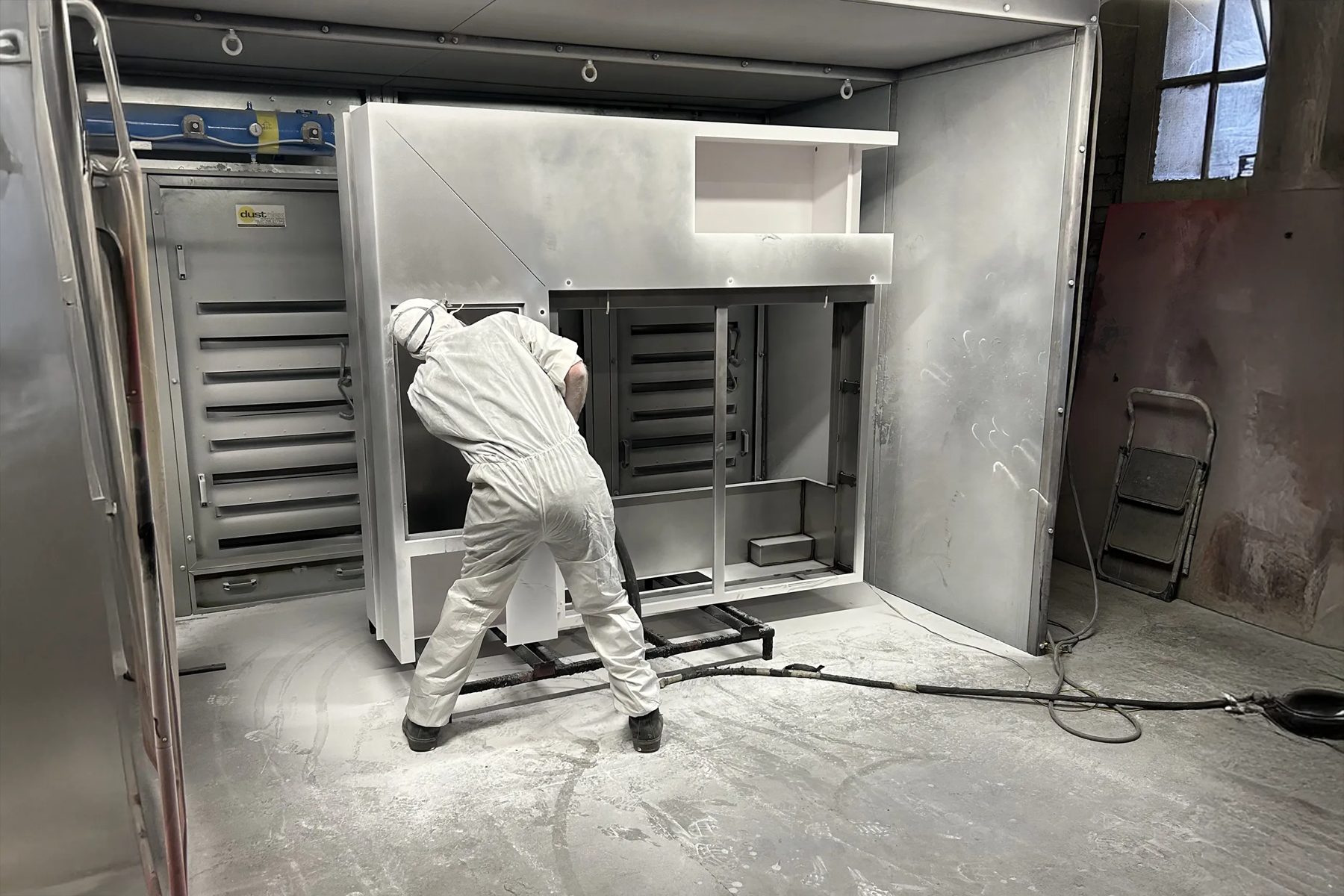 Powder painting booth for a specialist in high quality sheet metal fabrications, project photo 6