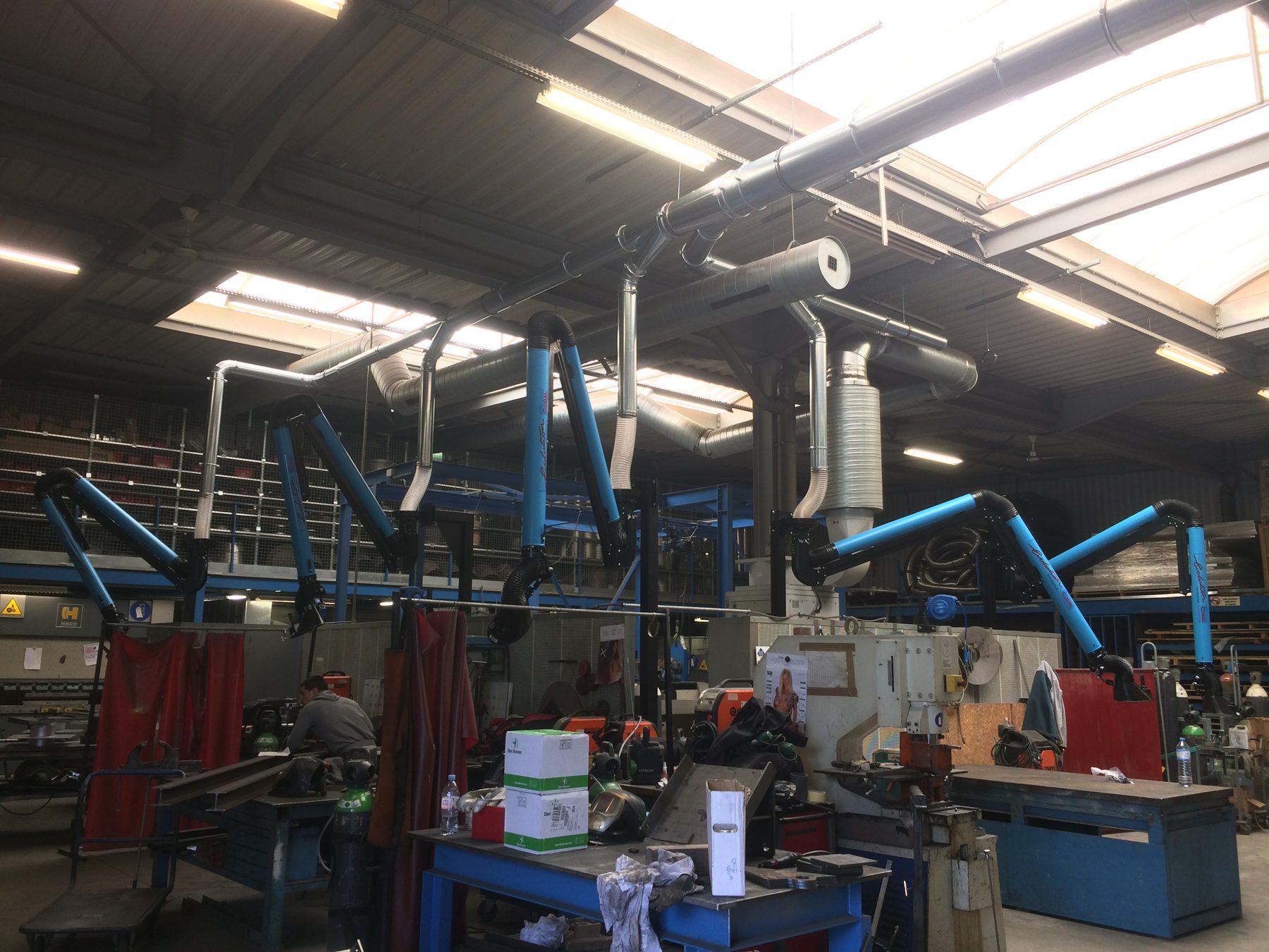 Arms for welding fumes, project photo 6