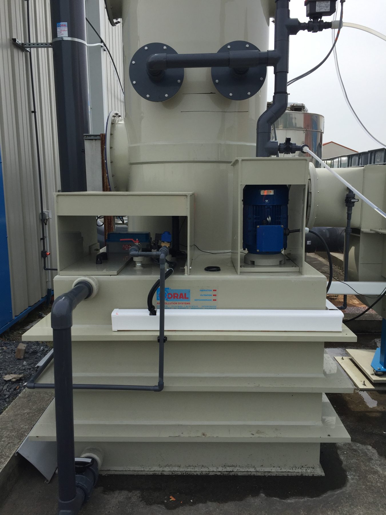 Acid extraction for corrosive vapours, project photo 6
