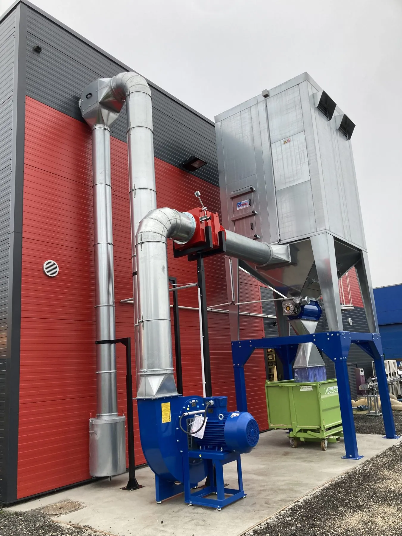 ATEX wood extraction for a wooden furniture manufacturer, project photo 6