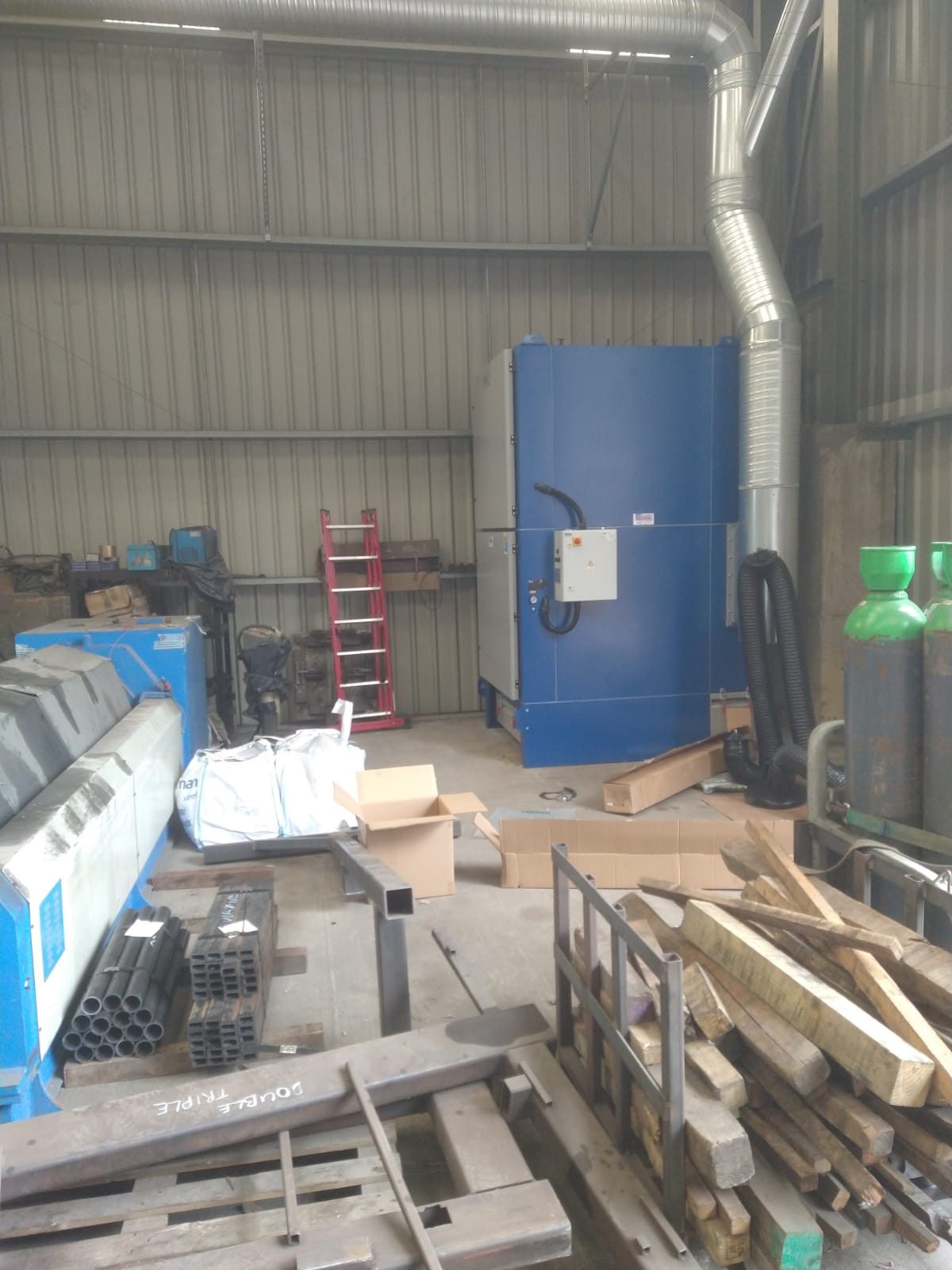 Centralised welding and grinding extraction system, project photo 7