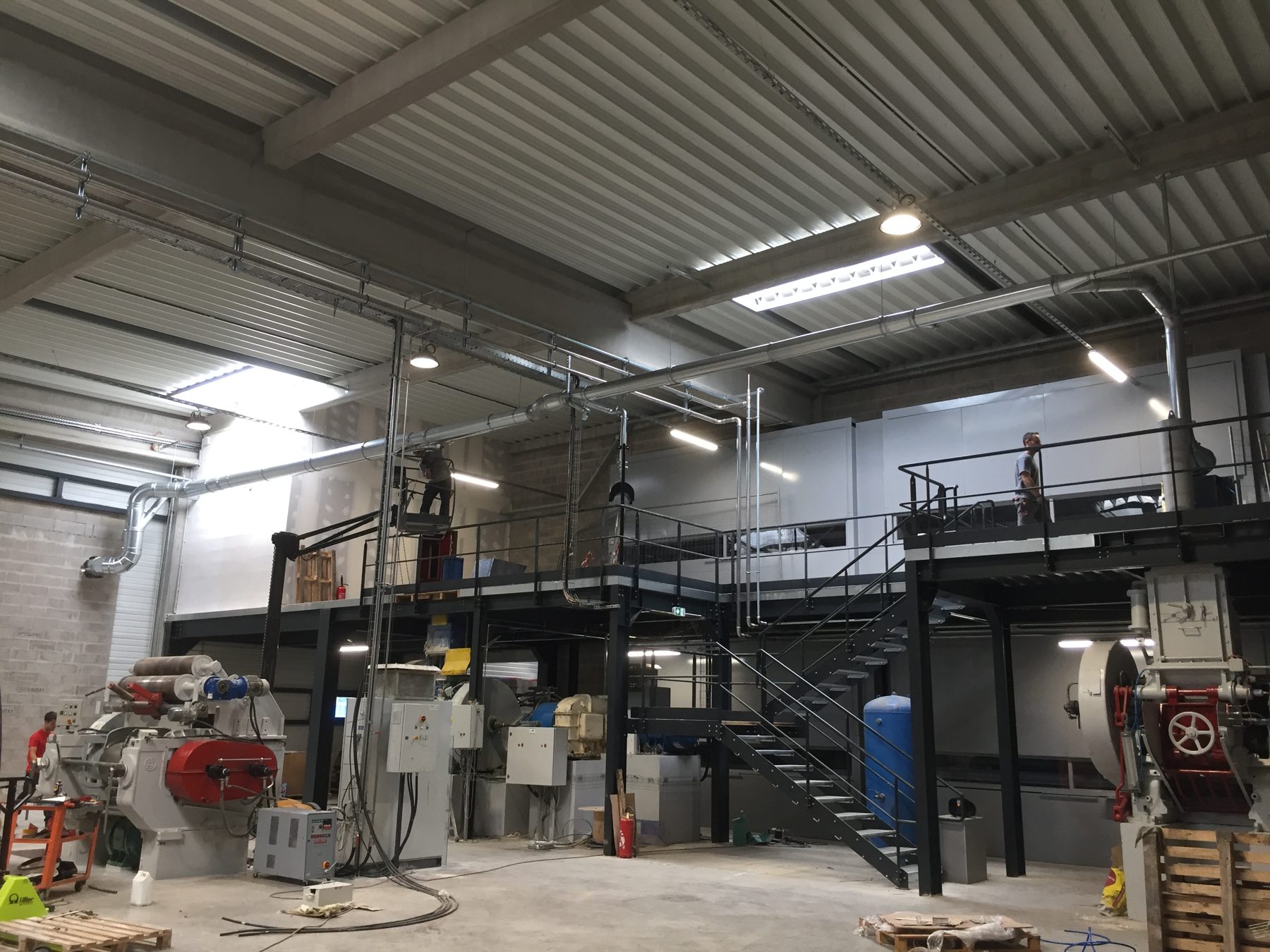 Centralised extraction system of rubber extrusion fumes and mixing dust, project photo 7
