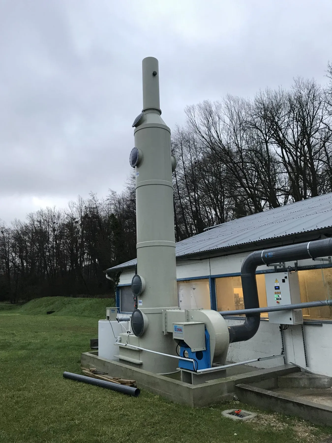 Acid extraction system for ammonia vapour, project photo 7