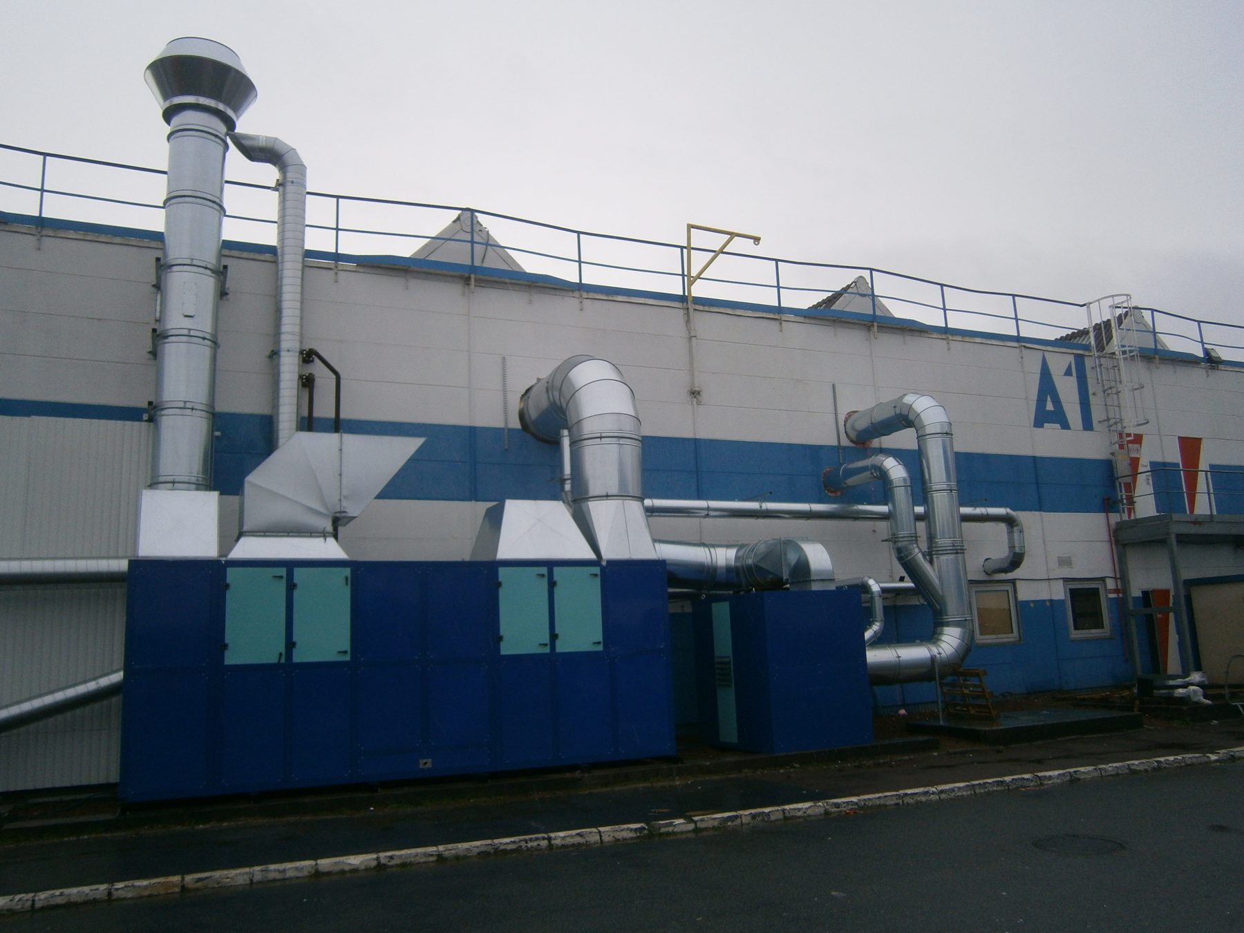 Compensation of air extraction from general and odors extraction, project photo 8