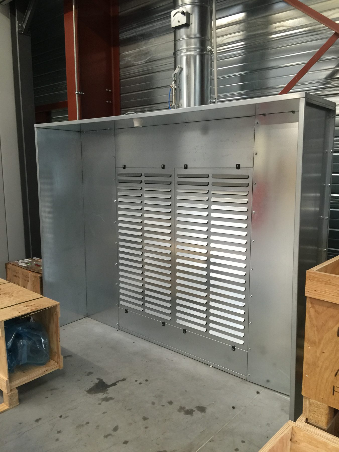 Centralised acid and voc extraction system for disassembly and decontamination of pumps, project photo 9