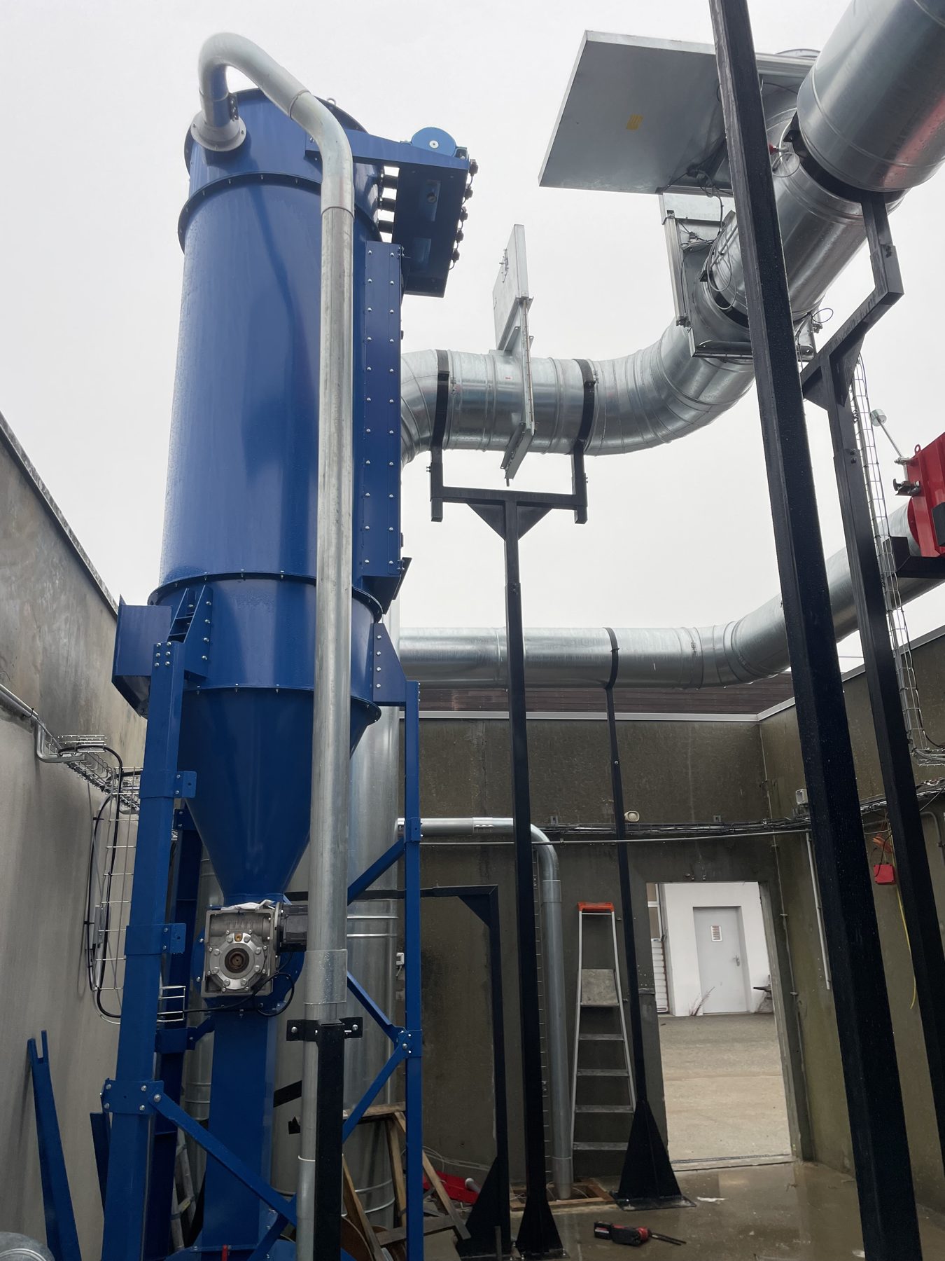 ATEX wood extraction system for municipal technical centre, project photo 9