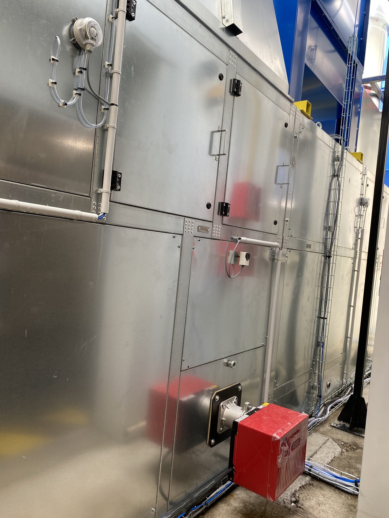 3 installations Oil mist system for machining Atex dust system for grinding Compensation by AHU, project photo 9