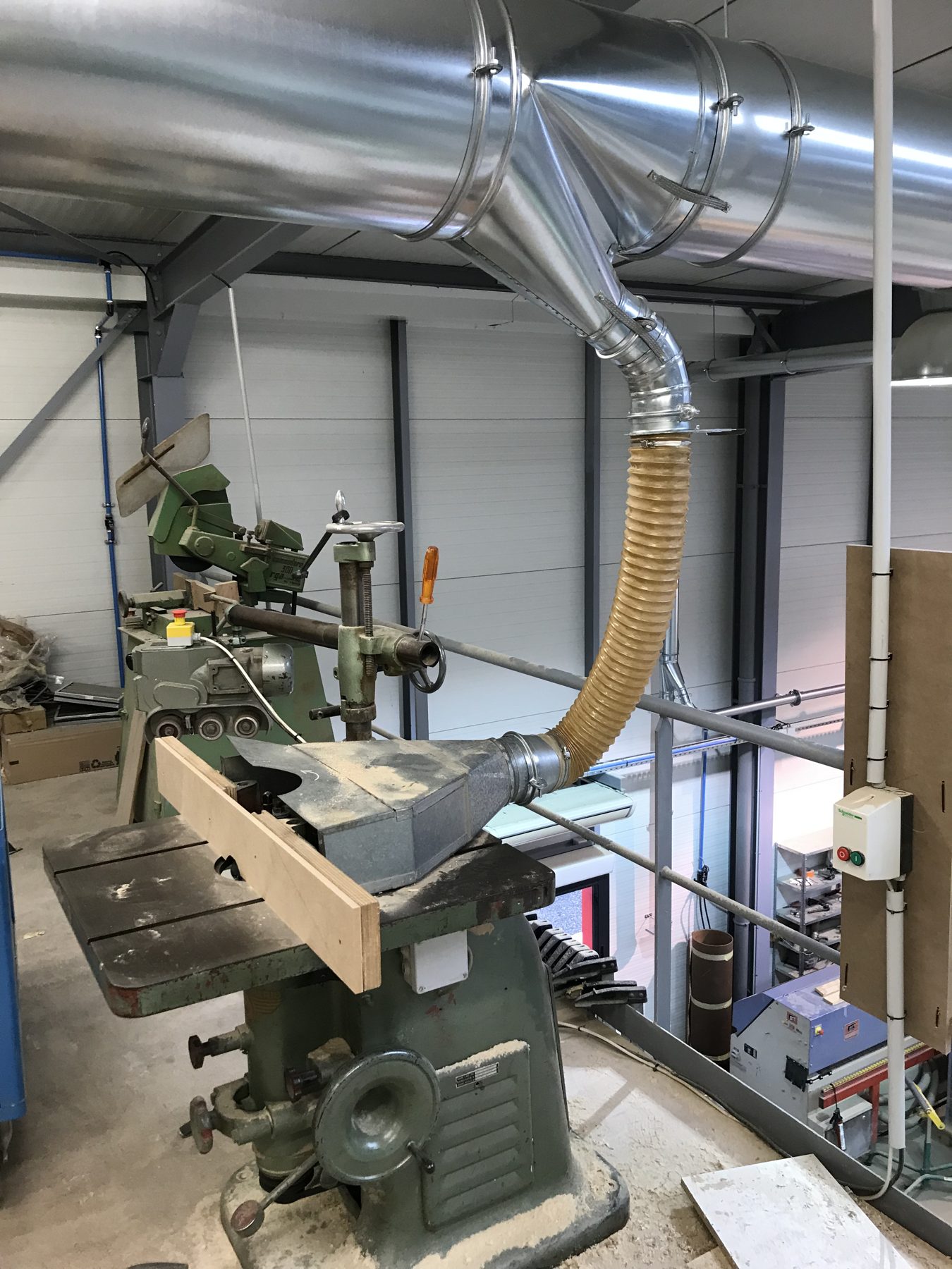 ATEX wood extraction for a wooden furniture manufacturer, project photo 9