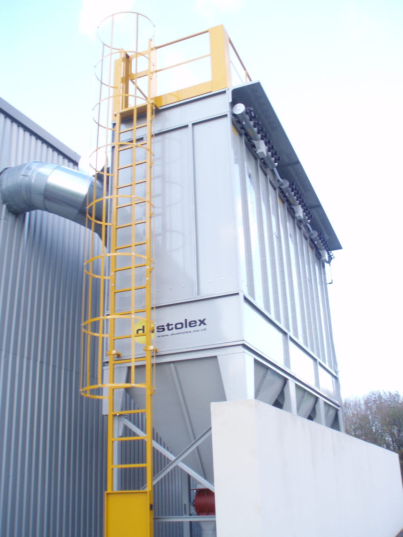 Dust extraction system for plastic application, project photo 9