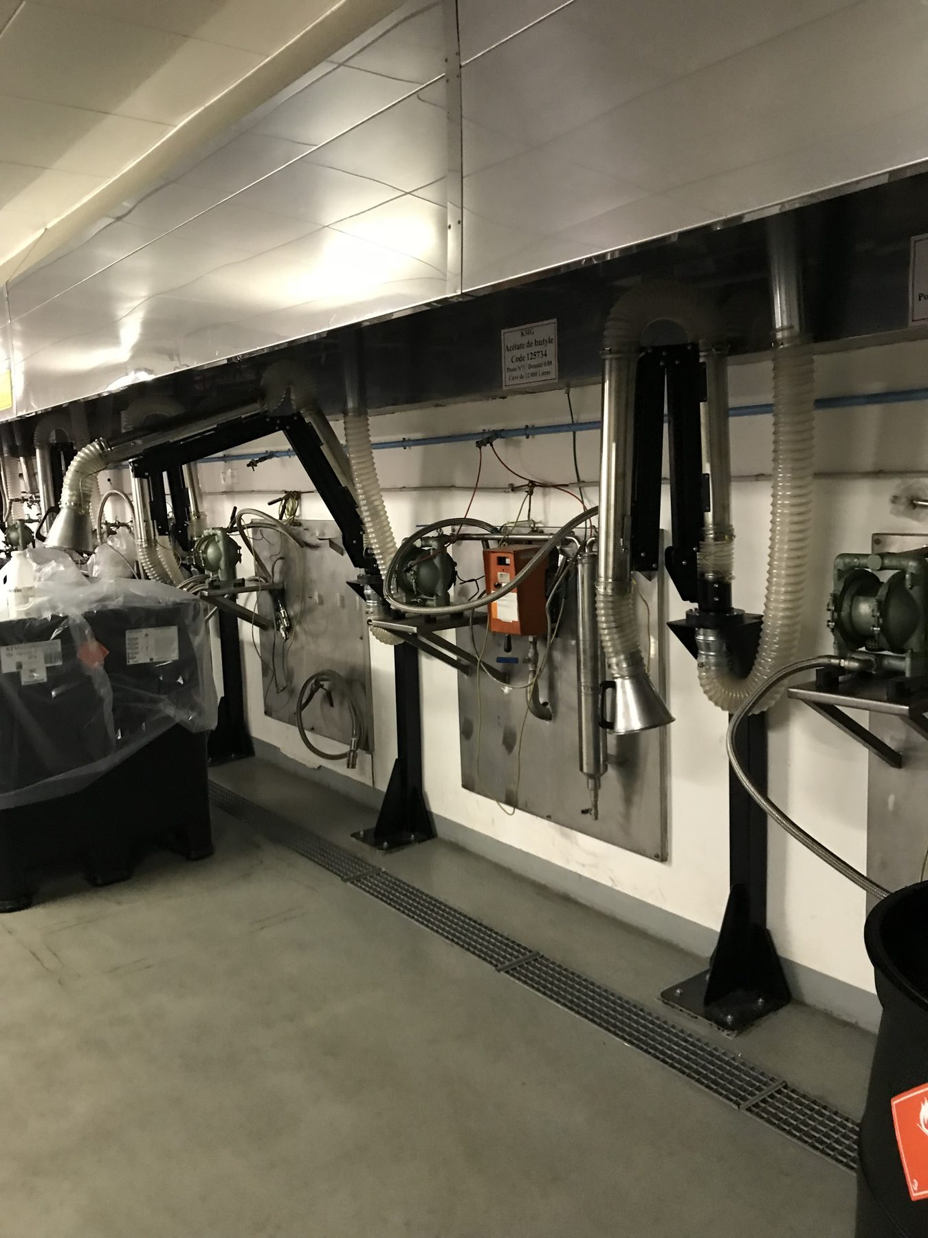 Acid extraction system for ammonia vapour, project photo 10