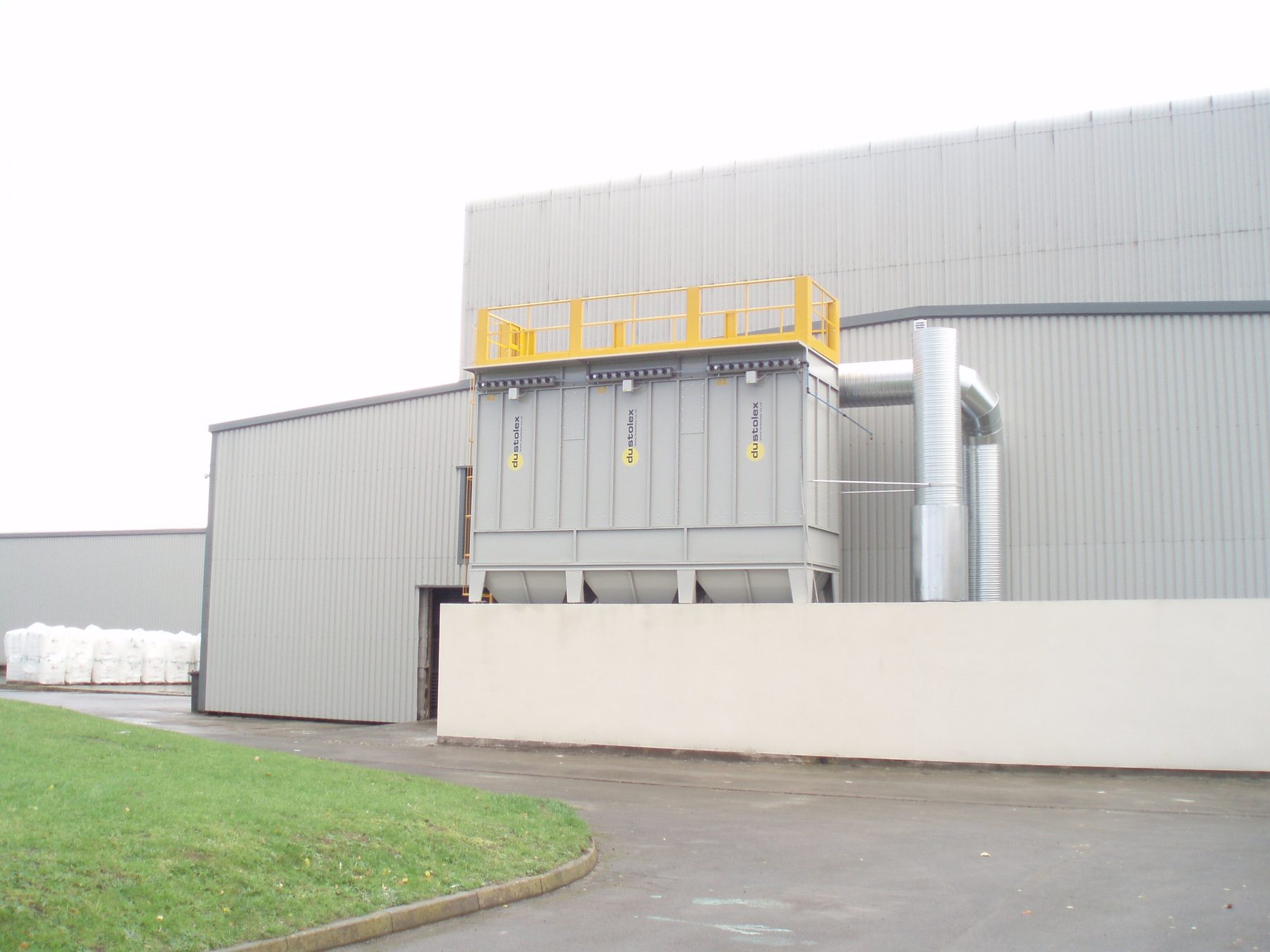 Dust extraction system for plastic application, project photo 11