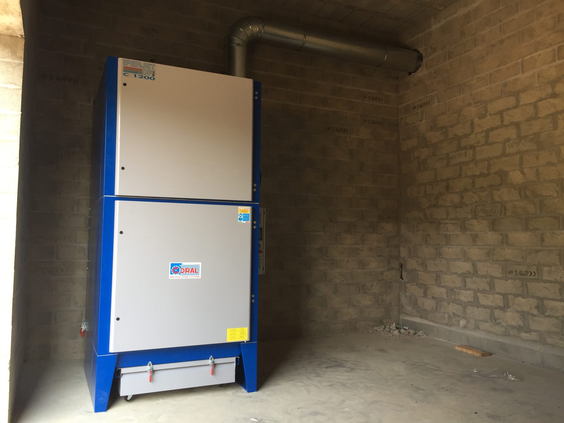 Centralised extraction system of rubber extrusion fumes and mixing dust, project photo 12