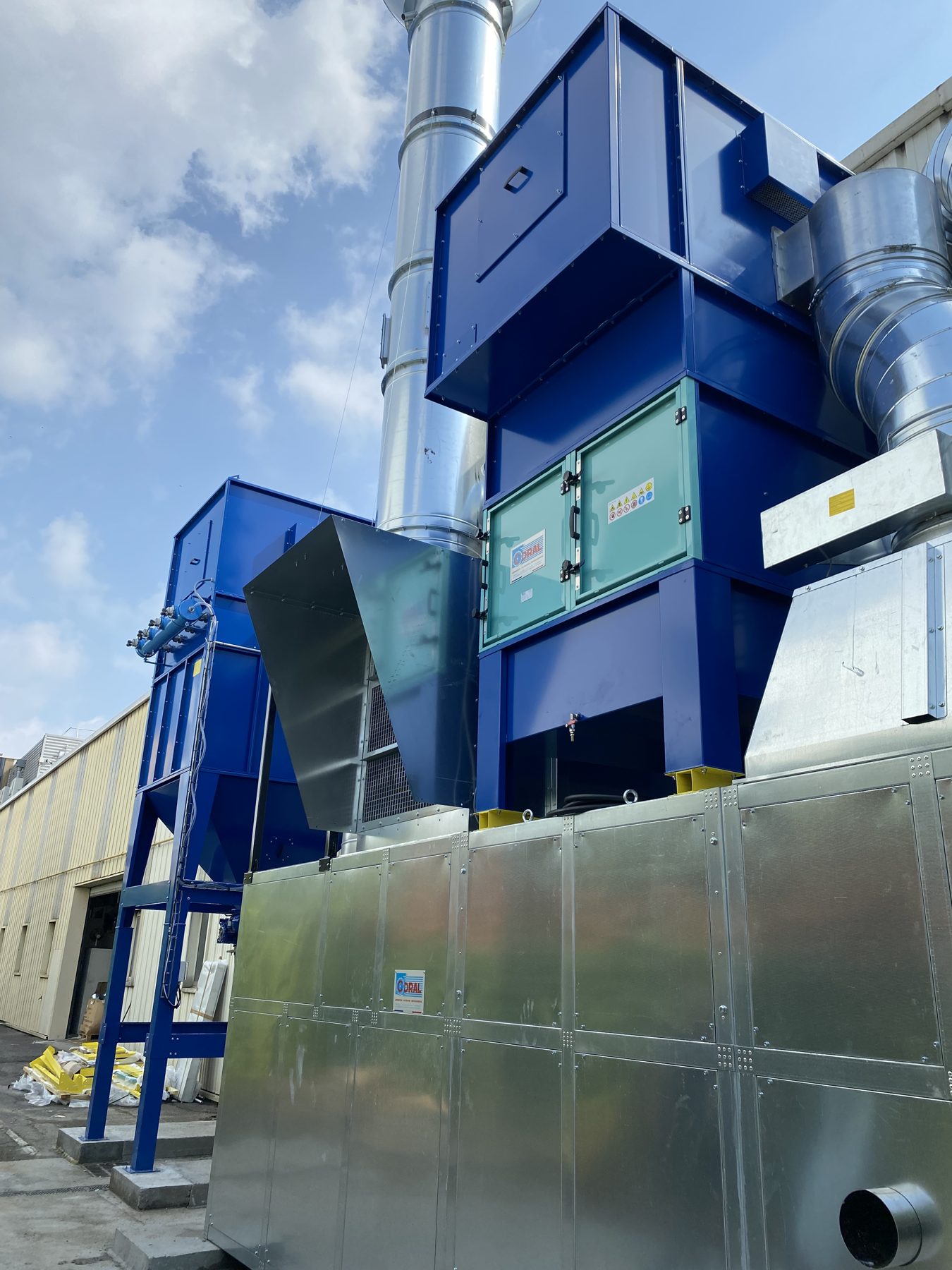3 installations Oil mist system for machining Atex dust system for grinding Compensation by AHU, project photo 13