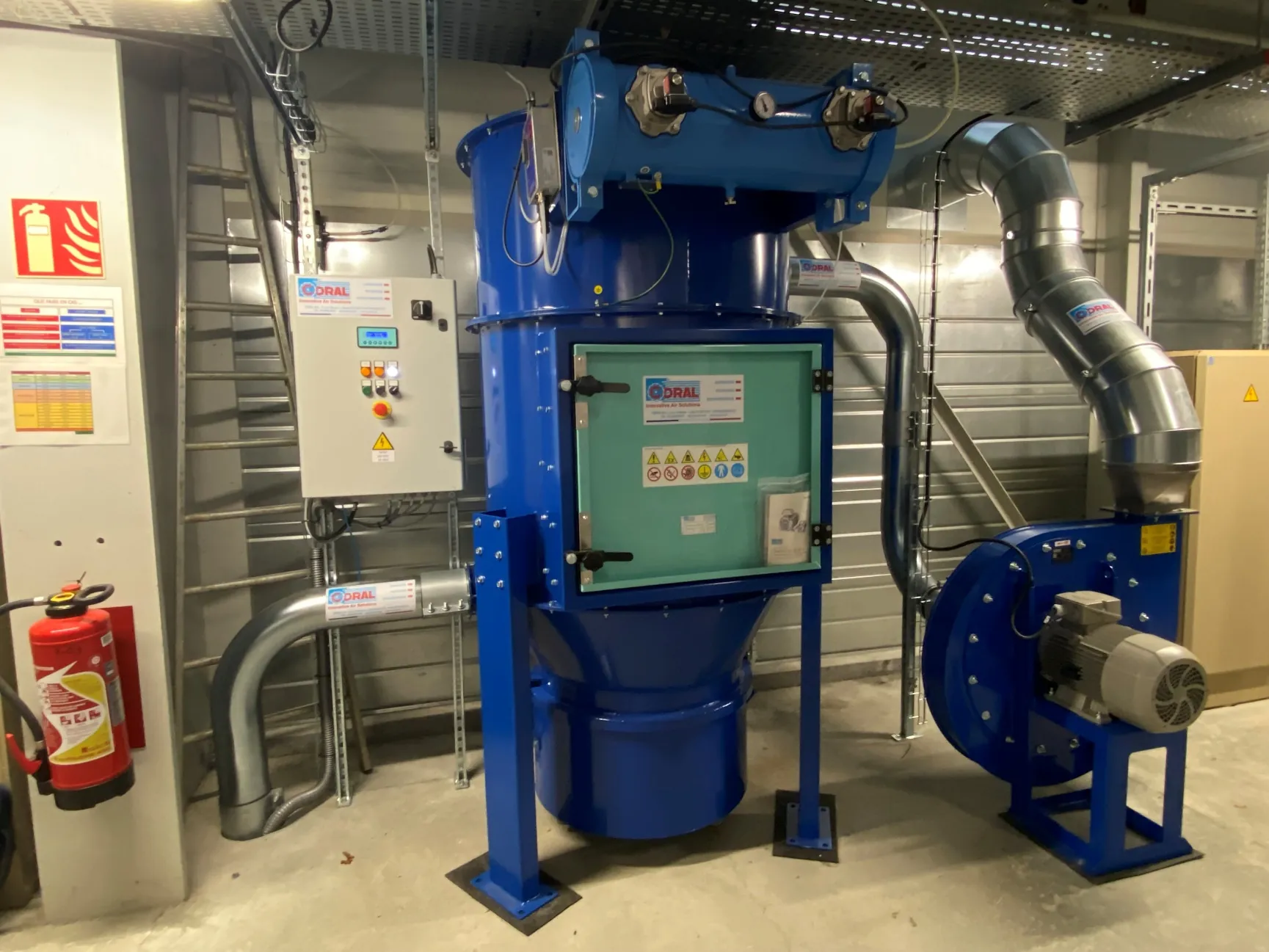 High vacuum extraction system for medical dust, project photo 1