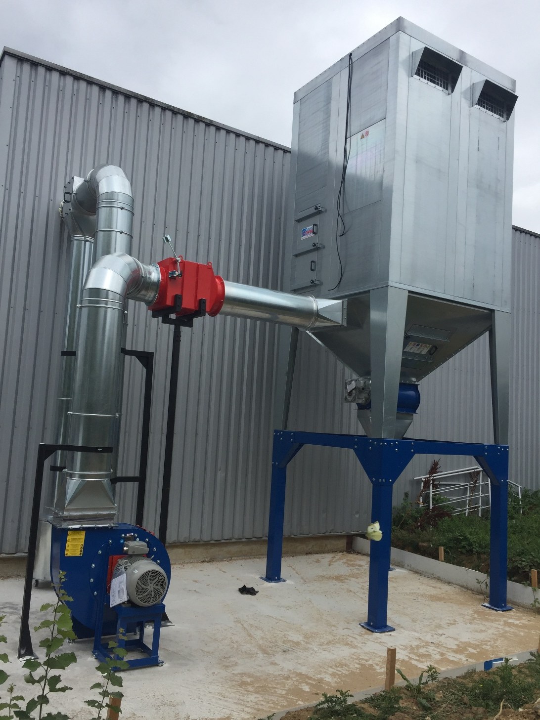 ATEX wood extraction for a stand manufacturer, project photo 1