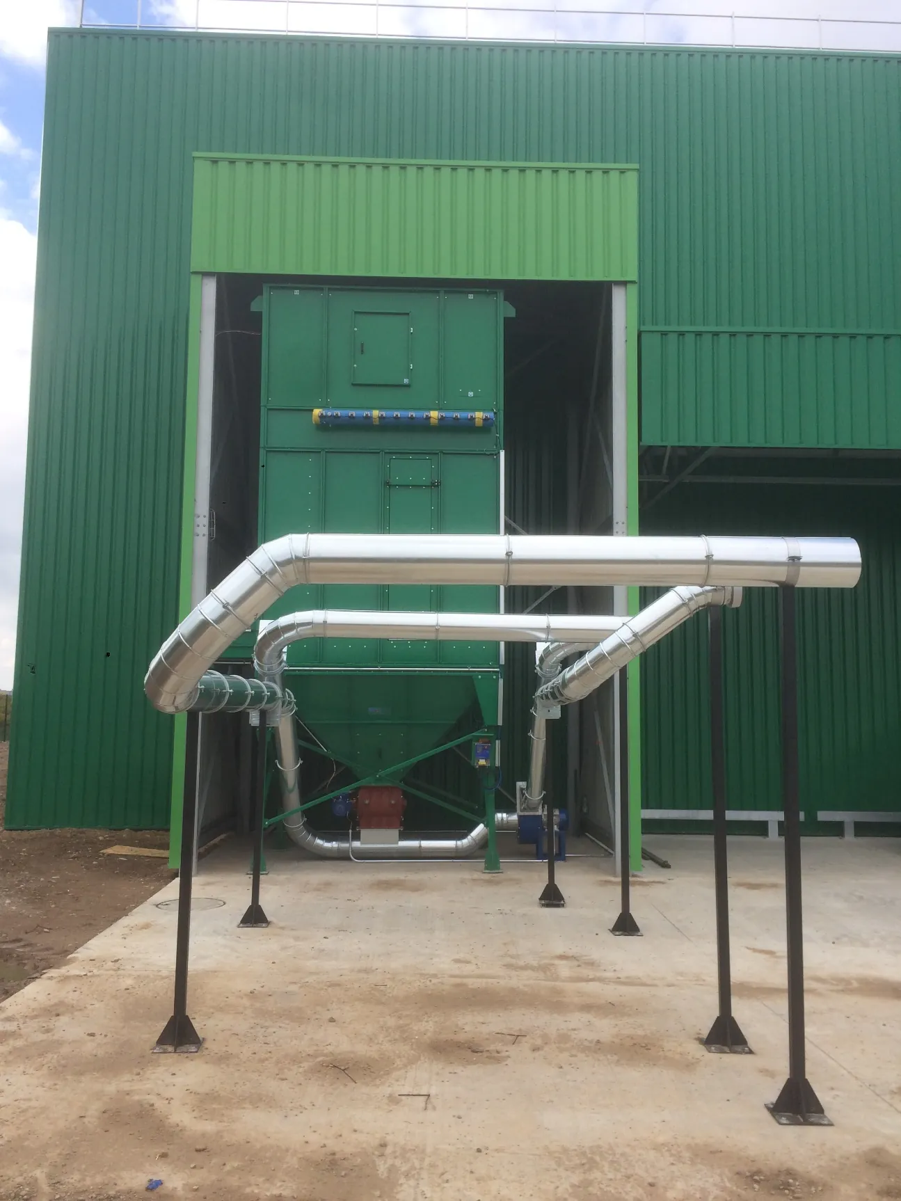 ATEX wood extraction for industrial wood packaging and case making, project photo 1