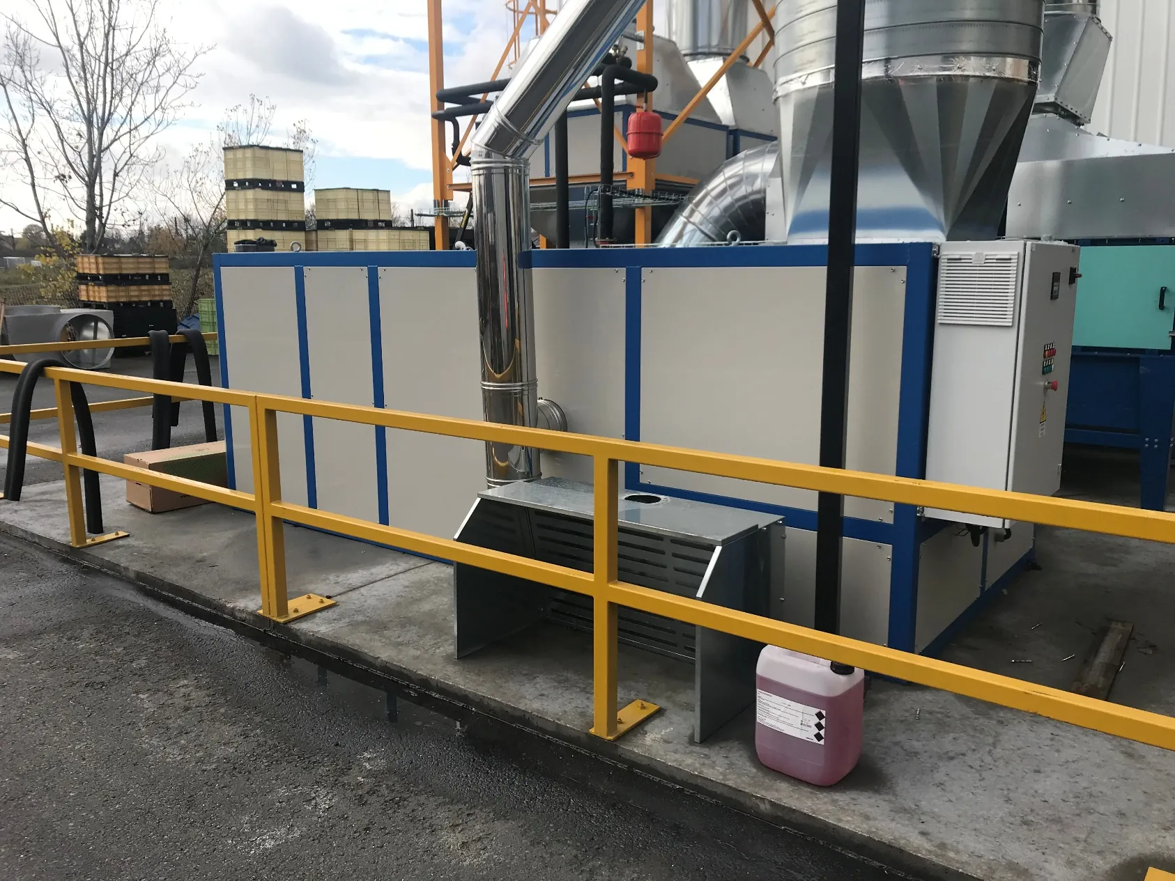 Compensation of air extraction from machining, project photo 1